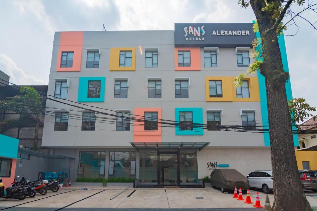 Sans Hotel Alexander Бандунг Экстерьер фото